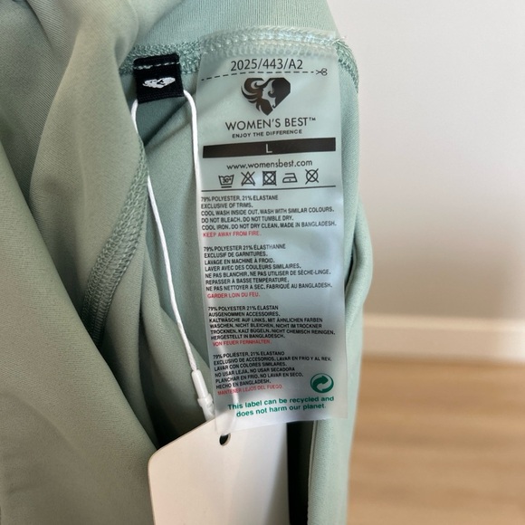 Women’s Best Essential Leggings, Pistachio, Large Regular Length - Picture 7 of 7